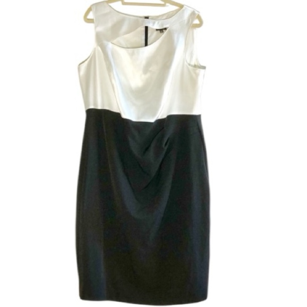 Adrianna Papell size 12 cream white & black dress with cut out at neck NWT